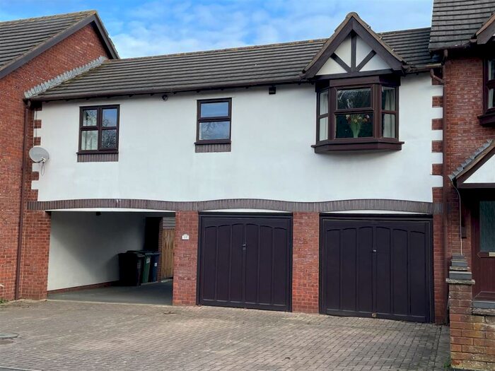 2 Bedroom Coach House To Rent In Wilton Way, Exeter, EX1