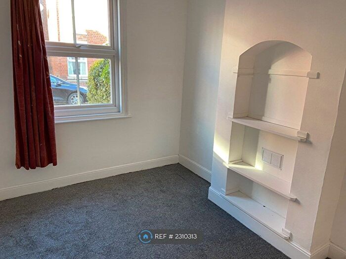 2 Bedroom End Of Terrace House To Rent In Northfield Street, Worcester, WR1