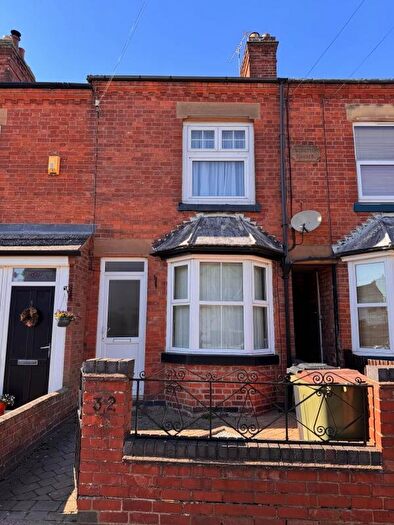 3 Bedroom Terraced House To Rent In Harcourt Road, Wigston, LE18