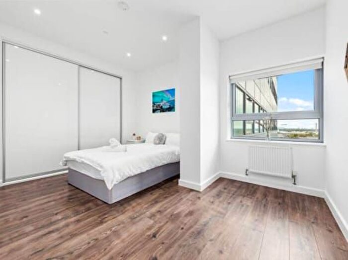 Studio To Rent In London Road, Croydon, CR0