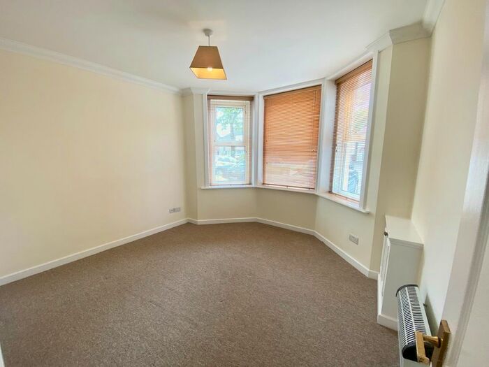 1 Bedroom Flat To Rent In Rober Luise Stevenson Avenue, Westbourne, BH4