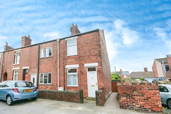 2 Bedroom End Of Terrace House To Rent In Nicholas Street, Hasland, Chesterfield, Derbyshire, S41