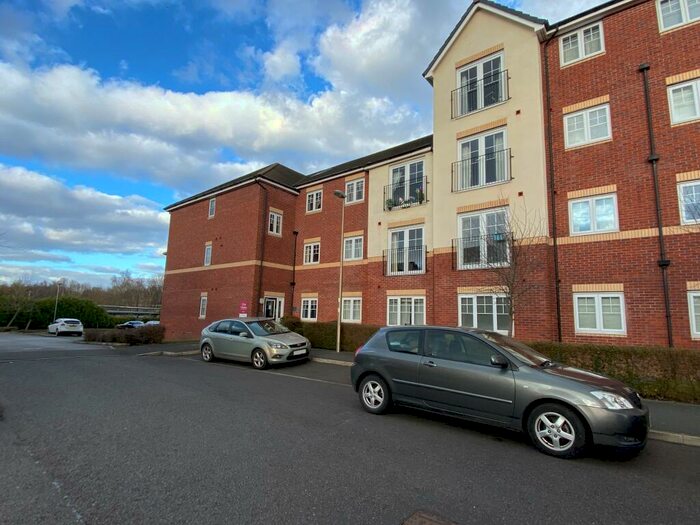 2 Bedroom Apartment To Rent In St Johns House, Robinson Road, CH65