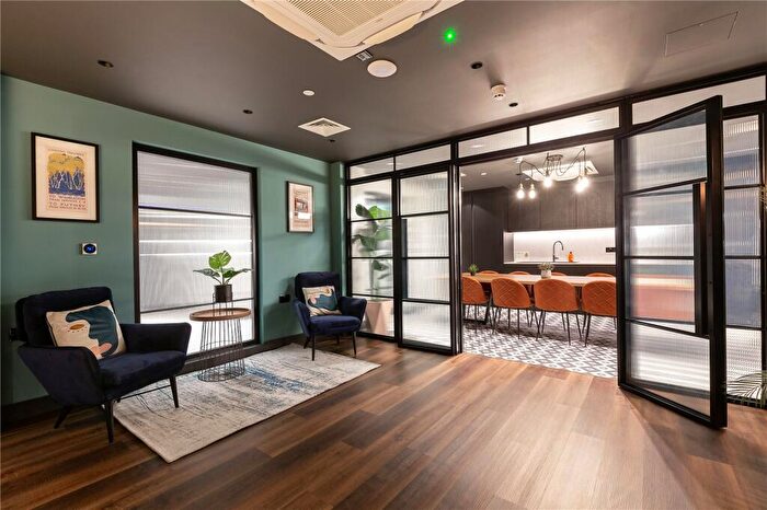 1 Bedroom Apartment To Rent In Irene House, Balham High Road, London, SW12