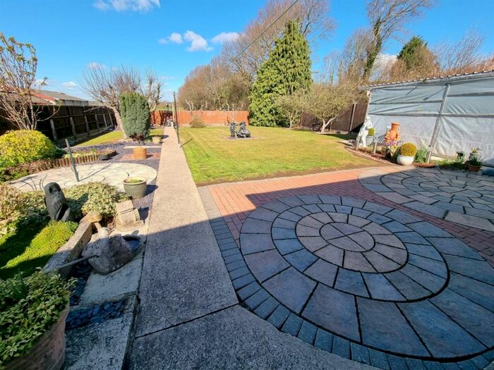 2 Bedroom Bungalow For Sale In Mansfield Road, Warsop, Mansfield, NG20