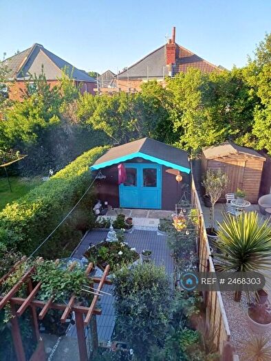 2 Bedroom Maisonette To Rent In Nortoft Road, Bournemouth, BH8