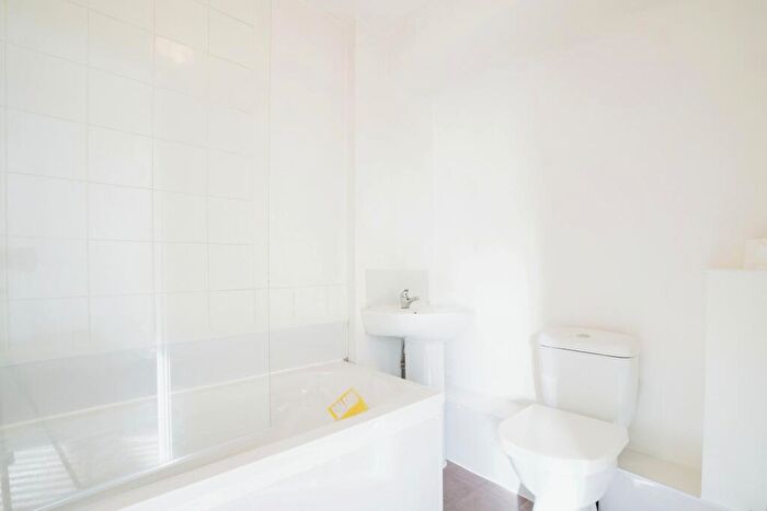 1 Bedroom Flat For Sale In Lower Bore Street, Bodmin, Cornwall, PL31