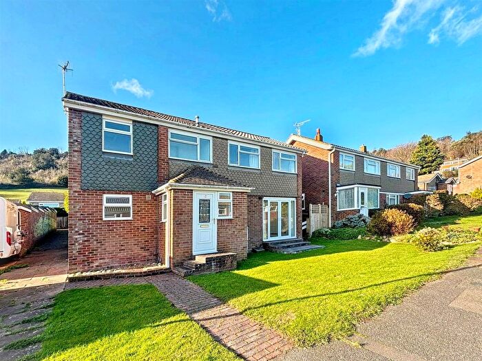 3 Bedroom Detached House For Sale In Bracken Road, Eastbourne, BN20
