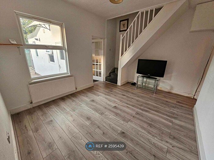 3 Bedroom Terraced House To Rent In Roman Road, London, E6