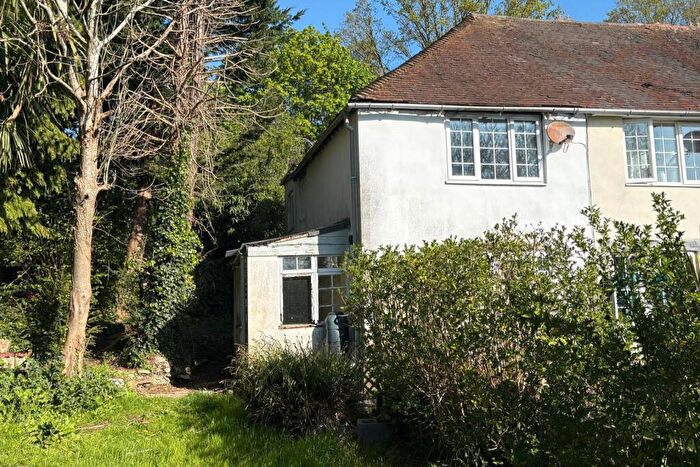 3 Bedroom End Of Terrace House For Sale In Tilmore Road, Petersfield, Hampshire, GU32
