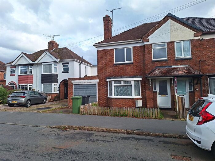 3 Bedroom Semi Detached House For Sale In Mildmay Road, Peterborough, PE4