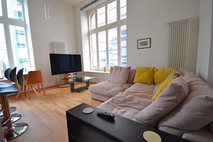 2 Bedroom Flat To Rent In Simpson Loan, Central, Edinburgh, EH3