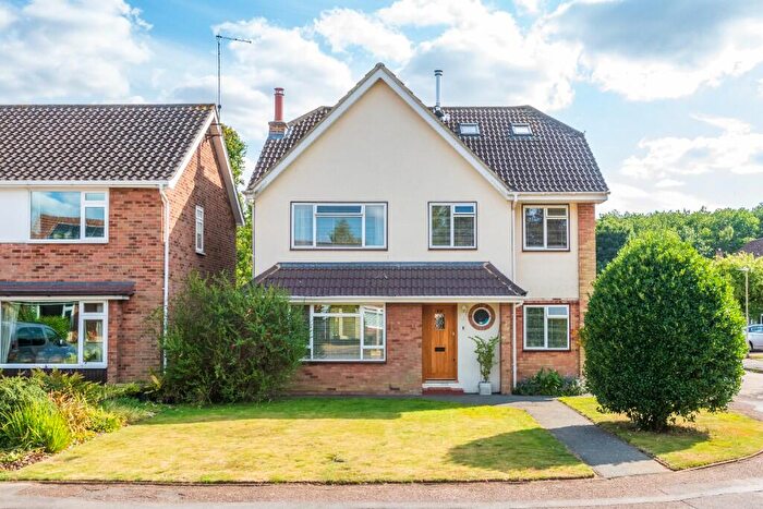 4 Bedroom Detached House To Rent In Eleanor Way, Brentwood, Essex, CM14