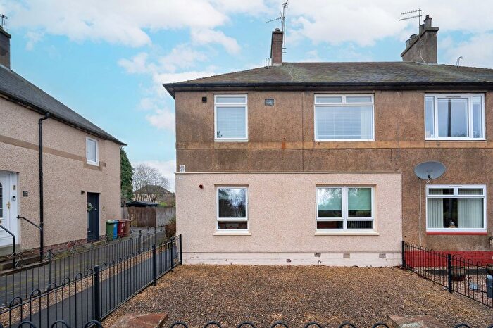 2 Bedroom Flat For Sale In Abbots Road, Grangemouth, FK3