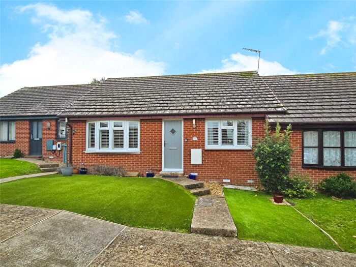 2 Bedroom Bungalow For Sale In Coles Close, Freshwater, Isle Of Wight, PO40
