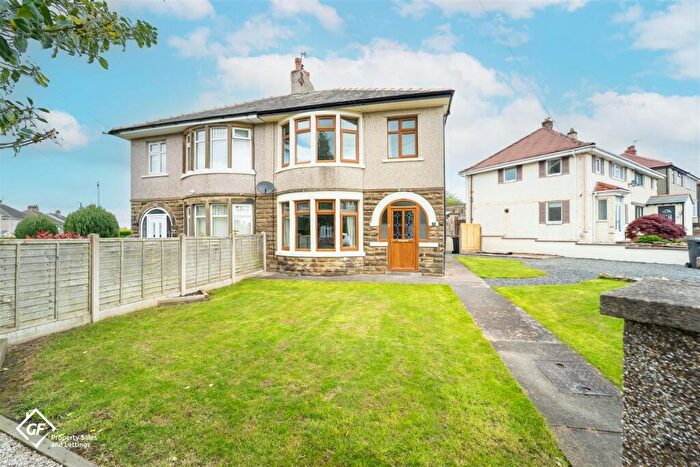 3 Bedroom Semi-Detached House To Rent In Penrhyn Road, Lancaster, LA1