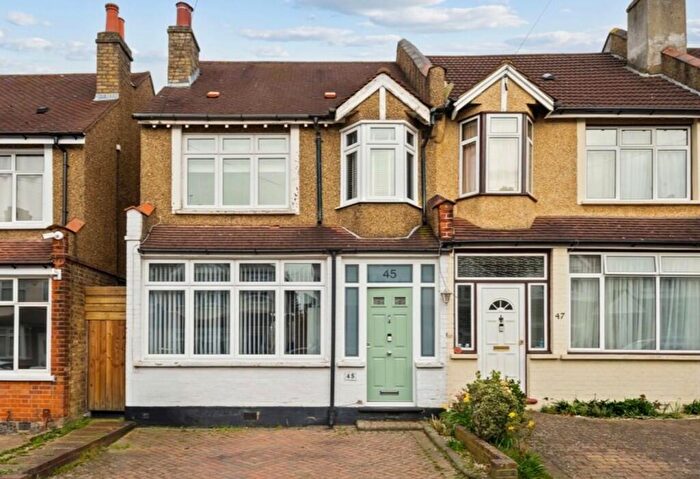 3 Bedroom End Of Terrace House For Sale In Cowper Gardens, Wallington, SM6