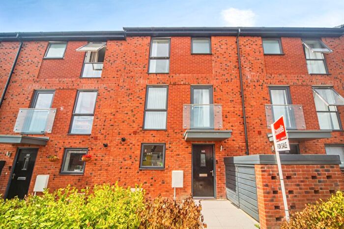 4 Bedroom Terraced House For Sale In Victoria Road, Southampton, SO19