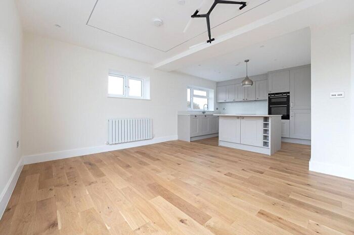 3 Bedroom Apartment For Sale In Mulgrave Road, Belmont, Sutton, SM2