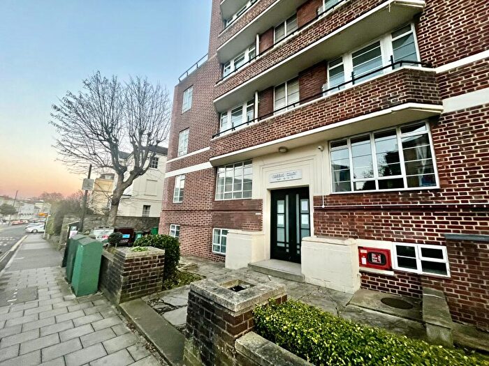 2 Bedroom Apartment To Rent In Queens Road, Clifton, Bristol, BS8
