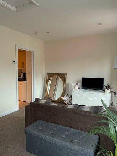 1 Bedroom Flat To Rent In London Road, Washington, RH20