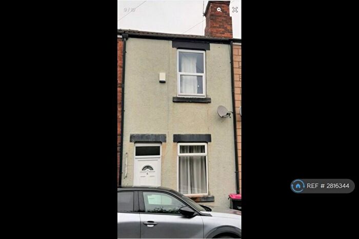 2 Bedroom Terraced House To Rent In Rawmarsh, Rawmarsh, S62