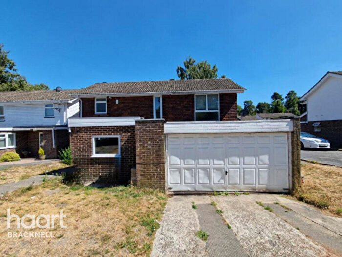 4 Bedroom Detached House To Rent In Spinis, Bracknell, RG12