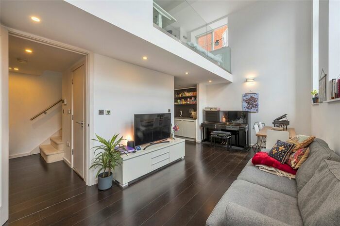1 Bedroom Flat To Rent In Pissarro House, Barnsbury Place, Augustas Lane, Islington, N1
