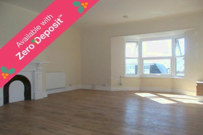 2 Bedroom Flat To Rent In High Street, Sandown, PO36
