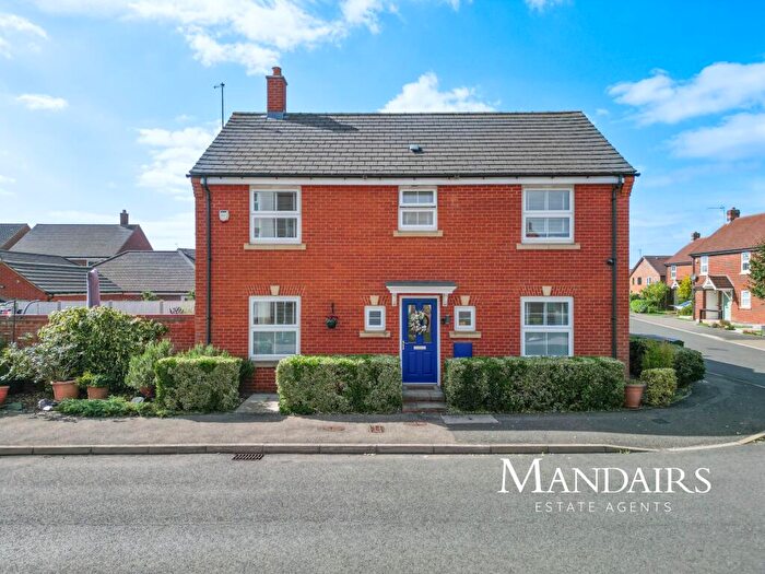 4 Bedroom Detached House For Sale In Violet Way, Yaxley, Peterborough, PE7