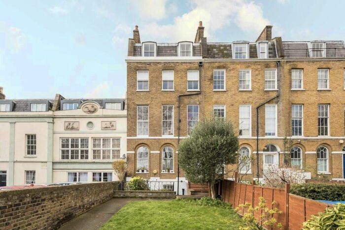 1 Bedroom Flat To Rent In Camberwell Road, Camberwell, SE5