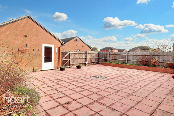 2 Bedroom Bungalow For Sale In Kensington Drive, Great Holm, MK8
