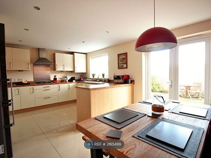 4 Bedroom Detached House To Rent In Hempton Field Drive, Bristol, BS34