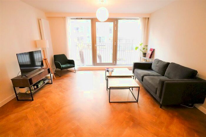1 Bedroom Flat To Rent In Oldham Road, Manchester, M4