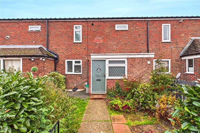3 Bedroom Terraced House For Sale In Tasmania Close, Basingstoke, Hampshire, RG24