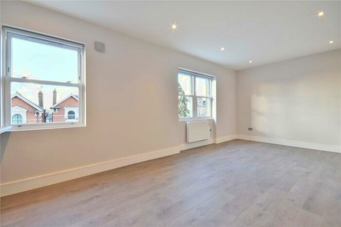 Studio To Rent In West End Lane, West Hampstead, NW6