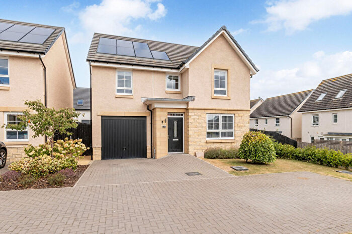 4 Bedroom Detached House For Sale In Bothwell Avenue, Haddington, EH41