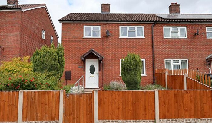 3 Bedroom Semi-Detached House For Sale In Heol Penderyst, Trevor, Llangollen, LL20
