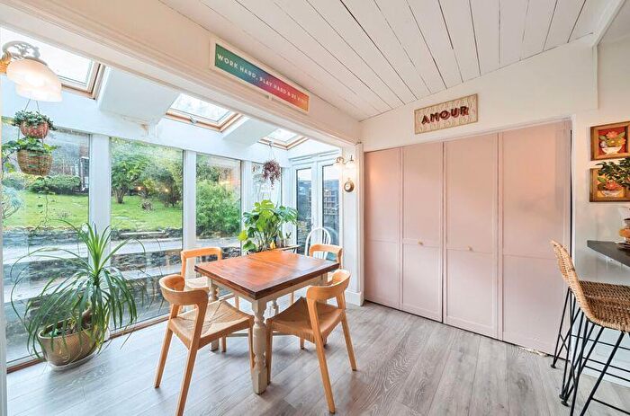 2 Bedroom Detached Bungalow For Sale In Valley Road, Kenley, CR8