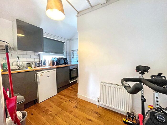 1 Bedroom Flat To Rent In Hither Green Lane, London, SE13