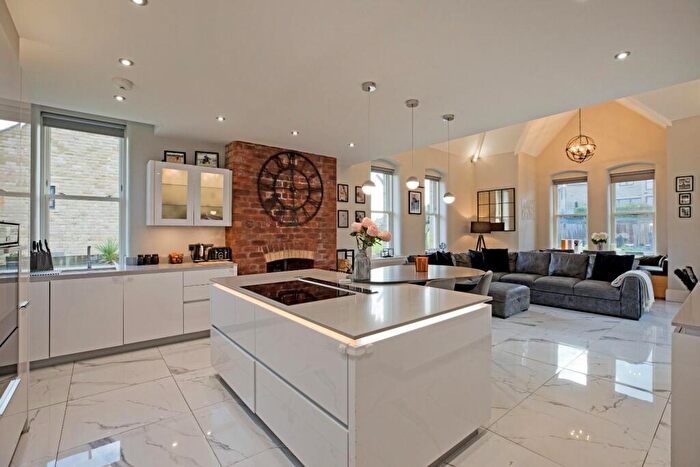 3 Bedroom End Of Terrace House For Sale In Linton House, Norwood Avenue, Menston, LS29