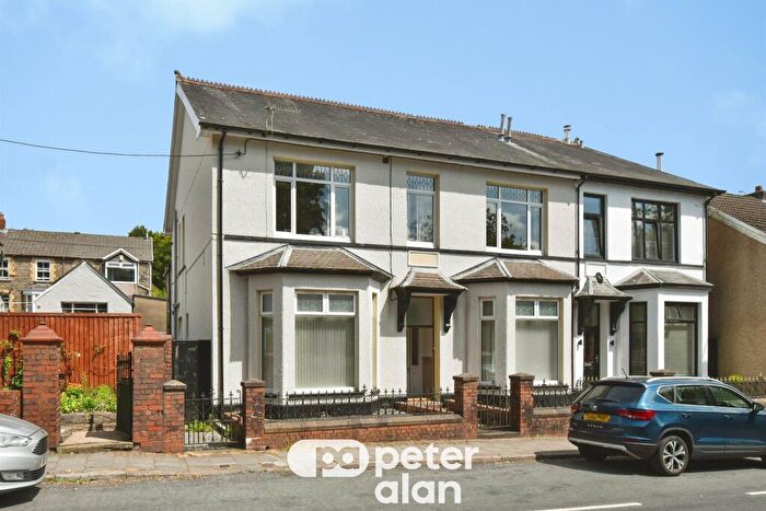 3 Bedroom Flat For Sale In High Street, Rhymney, Tredegar, NP22