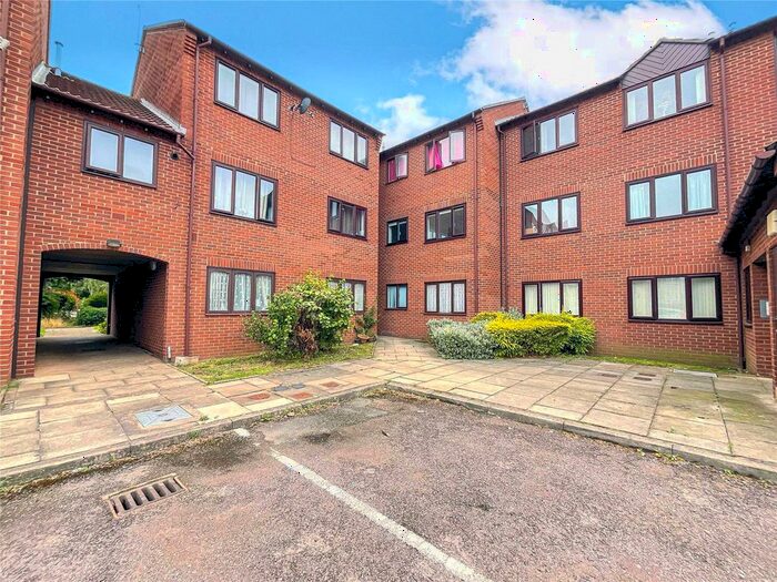 1 Bedroom Flat To Rent In Saxon Mill Lane, Tamworth, Staffordshire, B79
