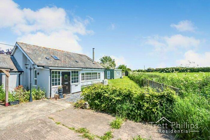 2 Bedroom Cottage For Sale In School Road, Ludham, Great Yarmouth, NR29