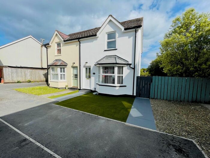 2 Bedroom House To Rent In Saundersfoot, SA69