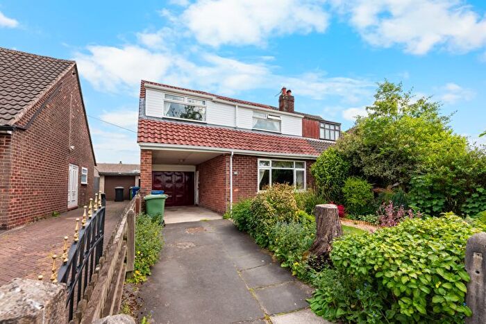 4 Bedroom Semi-Detached House For Sale In Old Pepper Lane, Standish, Wigan, WN6