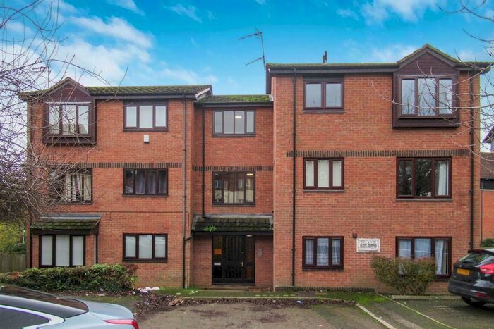 1 Bedroom Flat To Rent In Castle Mews, Wellingborough, NN8