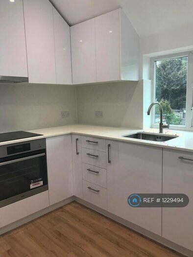 2 Bedroom Maisonette To Rent In Westhorne Avenue, London, SE9