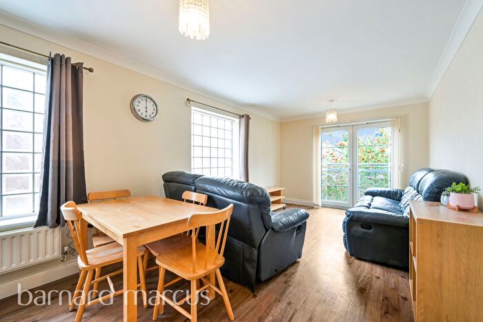 2 Bedroom Flat To Rent In Sydenham Road, Croydon, CR0