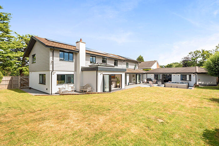 4 Bedroom Detached House For Sale In Walton On The Hill, KT20